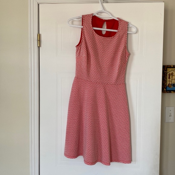 Super cute short dress - Picture 1 of 1